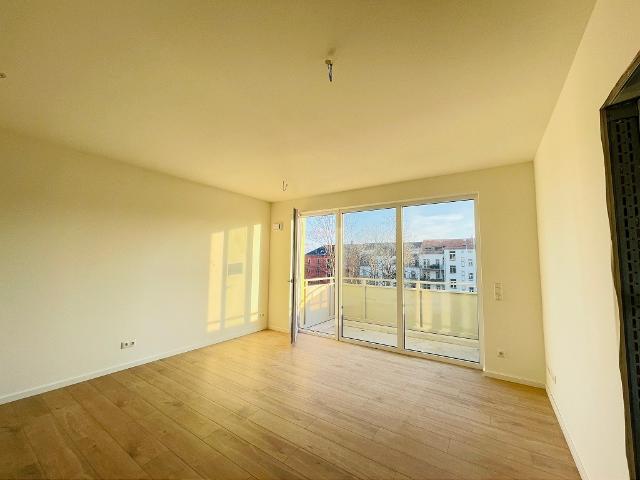 Dresden Löbtau Wohnung mit EBK und Terrasse mieten!