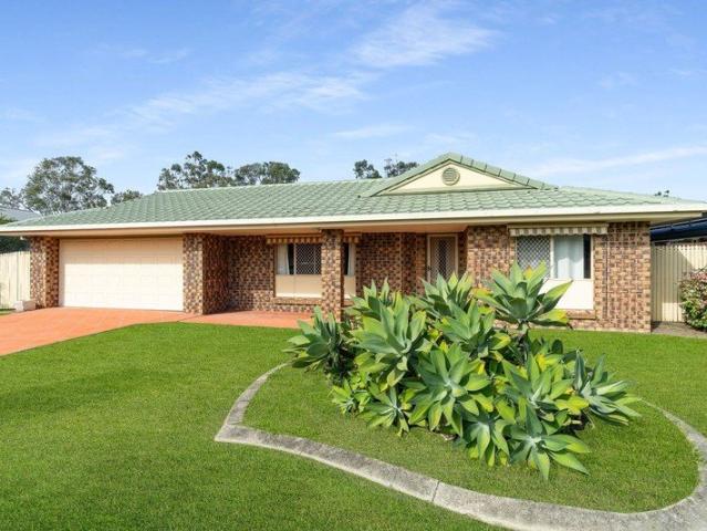Drive through access Ormeau Family Home on a Huge Block!