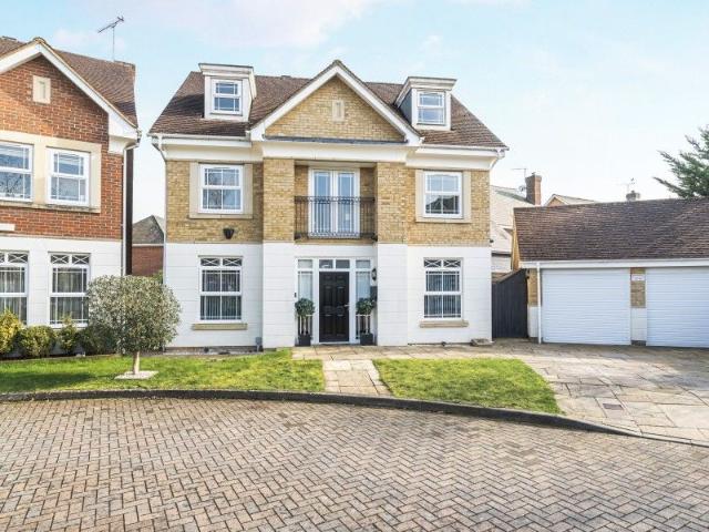 Drifters Drive, Deepcut, Camberley GU16, 5 bed detached house to rent, £3,750 pcm | PrimeLocation