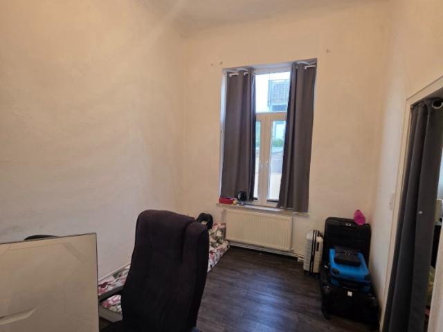 Dringend Nachmieter ab 01.11.: 2 Zimmer Wohnung mit Balkon im Bremer Viertel