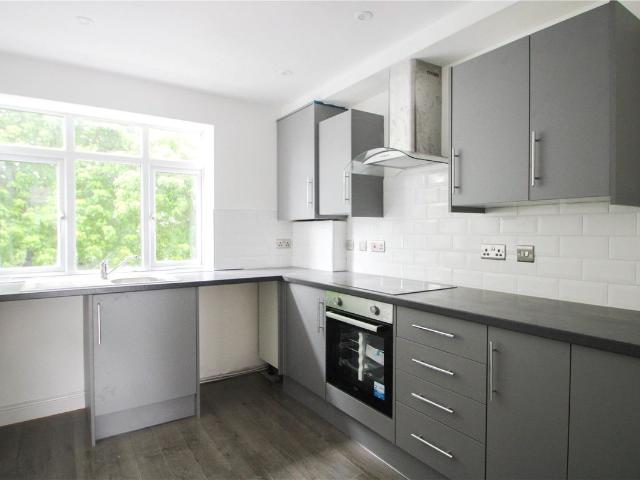 Druid Hill, Stoke Bishop, Bristol BS9, 3 bed shared accommodation to rent, £1,950 pcm | PrimeLocation