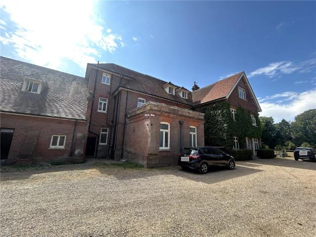Druids Lodge, Salisbury, Wiltshire, SP3 1 bed apartment to rent £1,225 pcm £283 pw