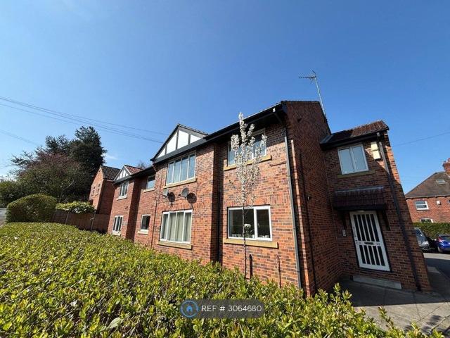 Drummond Avenue, Leeds LS16, 2 bed flat to rent, £1,200 pcm | PrimeLocation