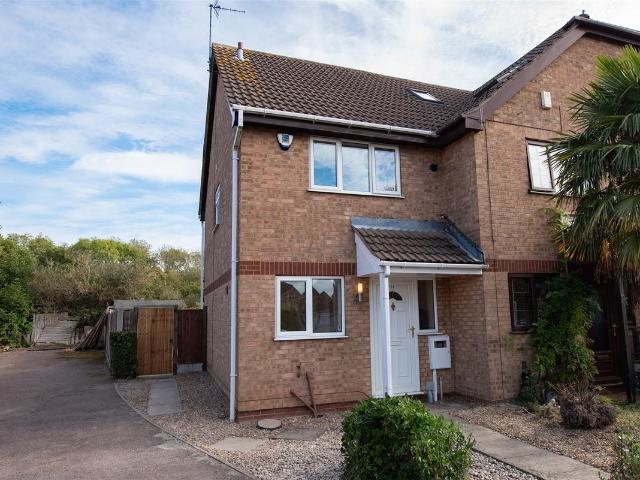 Drummond Avenue, Netherfield, Nottingham NG4, 2 bed semi detached house to rent, £900 pcm | PrimeLocation