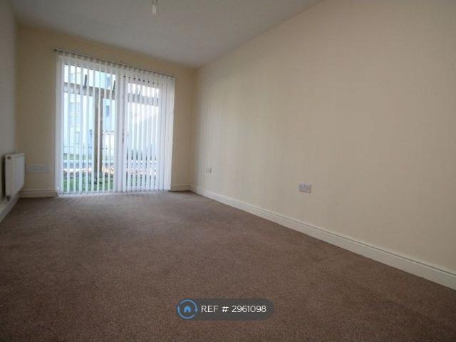 Drummond Grove, Willesborough, Ashford TN24, 2 bed flat to rent, £1,100 pcm | PrimeLocation