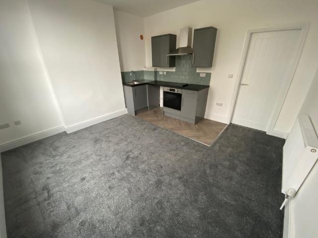 Drummond Road, ILKESTON, DE7 2 bed apartment to rent £795 pcm £183 pw