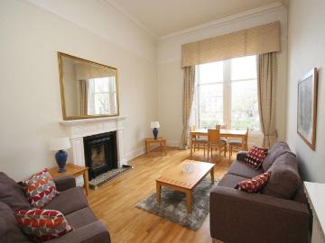 Drumsheugh Place, West End, Edinburgh 2 bed flat to rent £1,750 pcm £404 pw
