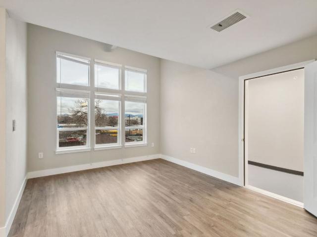 Dry Gulch Commons 2 Bedroom Apartment for Rent at 5855 W 11th Ave, Lakewood, CO 80214 Molholm Two Creeks