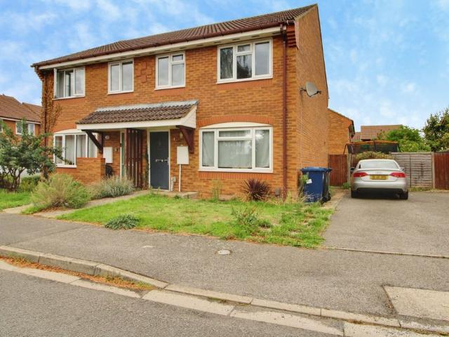 Dryden Court, St. Neots PE19, 3 bed semi detached house to rent, £1,400 pcm | PrimeLocation