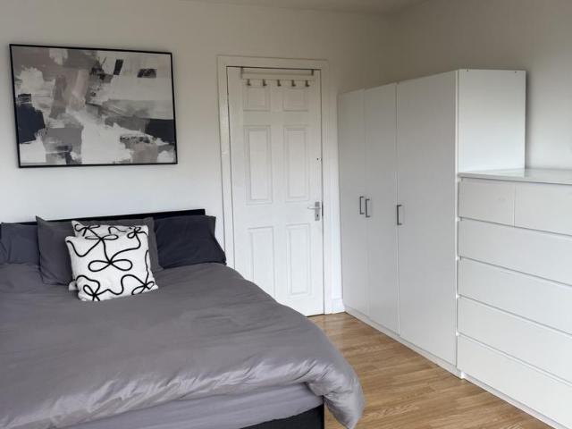 Drygate, Glasgow G4 2 bed flat to rent £1,225 pcm £283 pw