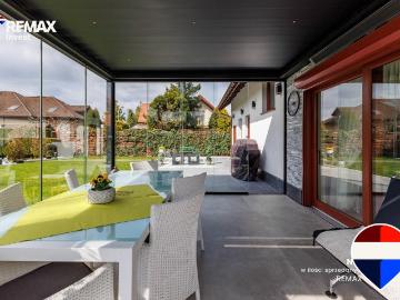 Dwóch domów w Kętach, remont 2020, kominek, fotowoltaika