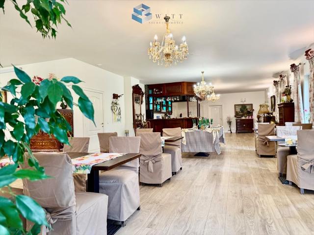 Dworek w Ględach 845 m², luksus i prywatność polecam!