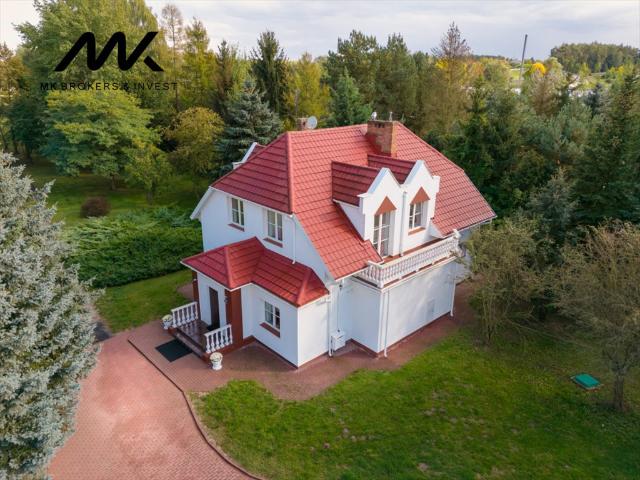 Dworek w parku z stawem i ogrodem 13 000 m²