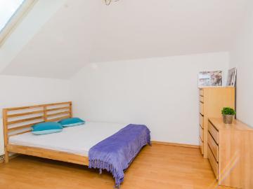 dwa pokoje/70 mkw/kameralny budynek 70 m²