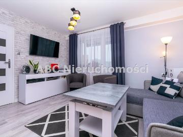 Dwupokojowe mieszkanie w centrum Piły z balkonem i piwnicą