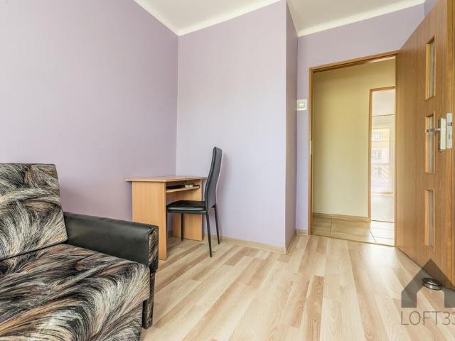 Dwupokojowe mieszkanie z balkonem na osiedlu Stałym w Jaworznie do wynajęcia | Spacer 3D