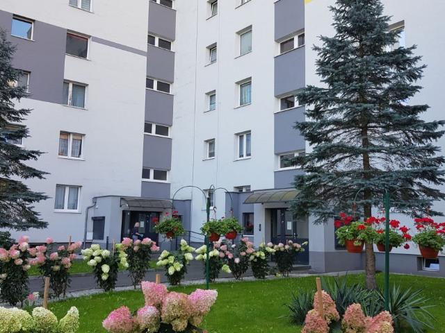 Dwupokojowe mieszkanie z balkonem, umeblowane, gotowe do wprowadzenia