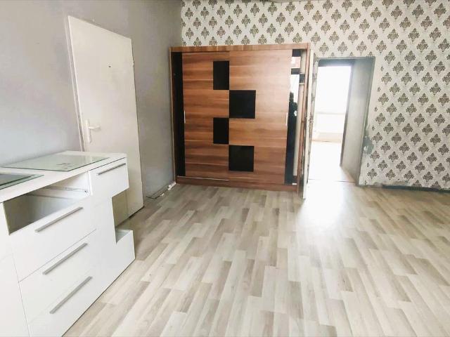 Dwupokojowe mieszkanie z możliwością przeróbki na dwa odrębne lokale