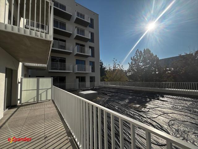 Do sprzedania funkcjonalne mieszkanie 42 m² z tarasem w Łodzi