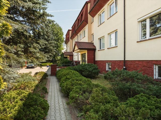 Dwupokojowe mieszkanie 41 m² z komórką w Warszawie polecam!