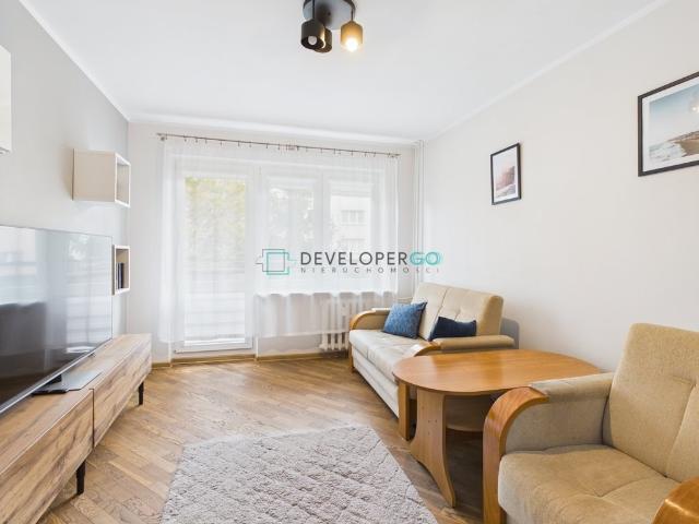 Dwupokojowe mieszkanie 41,5 m² z balkonem, umeblowane, parking polecam