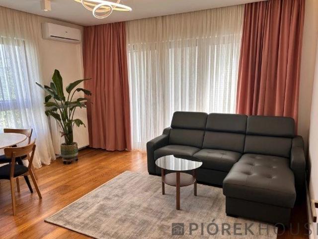 Dwupokojowe mieszkanie 52,5 m² w Wilanowie z balkonem i garażem