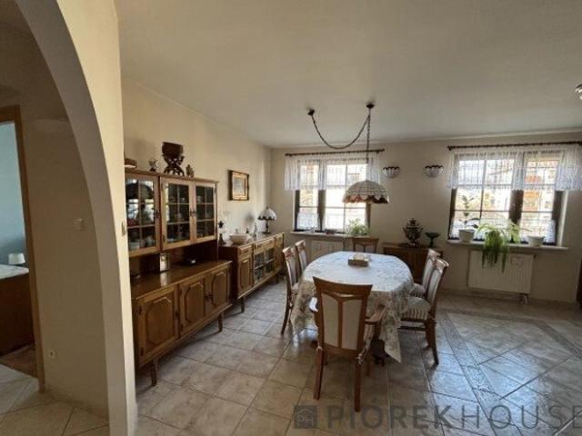 Dwupokojowe mieszkanie 78 m² z dużą kuchnią i balkonem