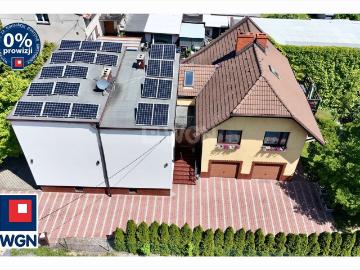 Dwupokoleniowy dom z możliwością działalności, 222 m2