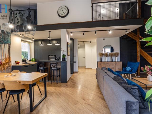 Dwupoziomowe 135 m² z antresolą i balkonem polecam