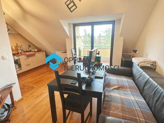 Dwupoziomowe 53 m² w Jeleniej Górze Śródmieście z balkonem