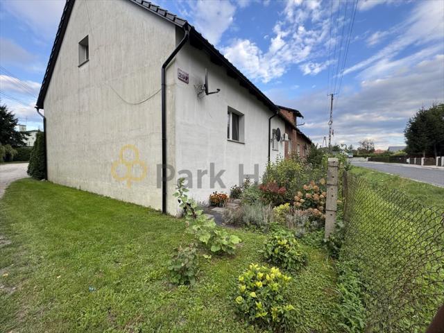 Dwupoziomowe 95 m² z działką i budynkami gospodarczych zapraszam
