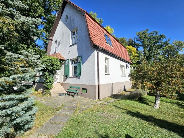 Dwupoziomowe mieszkanie 96 m² ogród i pełne wyposażenie