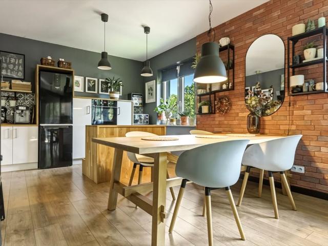 Dwupoziomowe mieszkanie 131 m² w Zielonce własny taras i garaż