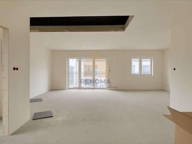 Polecam dwupoziomowe mieszkanie 128 m² z ogrodem w Lutyni