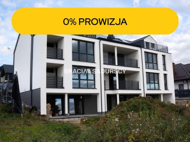 Do sprzedania dwupoziomowe mieszkanie 42 m² z tarasem i ogrodem