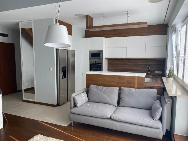Dwupoziomowy apartament | 3 sypialnie | Kabaty