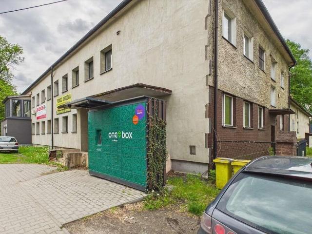Duży obiekt usługowy 750 m² z potencjałem inwestycyjnym