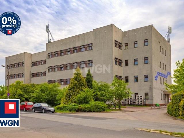 Duży obiekt biurowy 9444 m² z potencjałem inwestycyjnym zapraszam