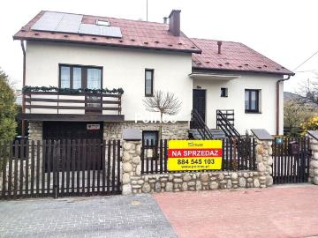 Duży dom 7 pokoi z garażem i suterenną przestrzenią