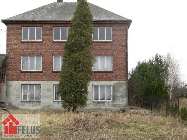 Do sprzedania przestronny dom 240 m² z potencjałem w Brodłach