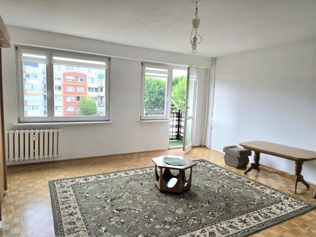 Duże mieszkanie 2 pokojowe, 60 m², ii piętro ul. Armii Krajowej, Sieradz, Centrum