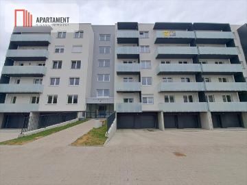 Duże 3 pokojowe mieszkanie z balkonem w centrum Brzegu Dolnego