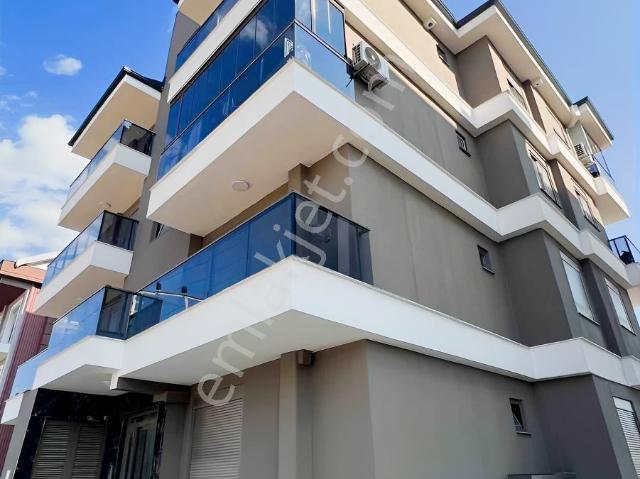 Düşemealtı Çıplaklı'da Merkezi Konumda Kiralık 2+1 Yeni Daire