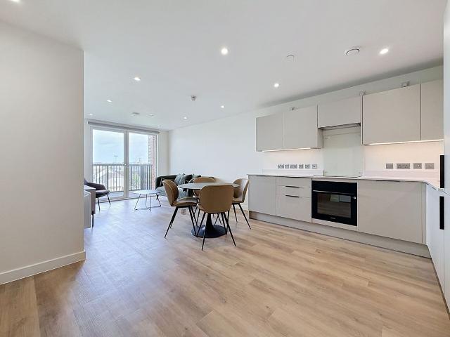 Dumballs Road, Cardiff CF10, 2 bed flat to rent, £1,575 pcm | PrimeLocation