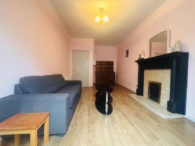 Dumbarton Road, 1/1, Glasgow, Partick, G11 6RH