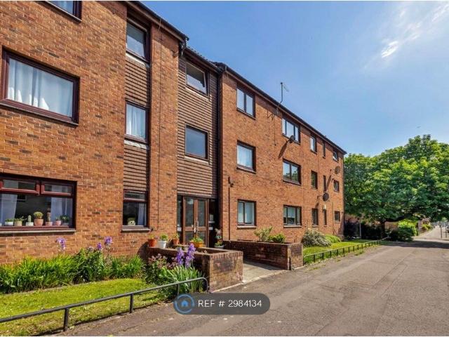 Dumbarton Road, Glasgow G14, 2 bed flat to rent, £950 pcm | PrimeLocation