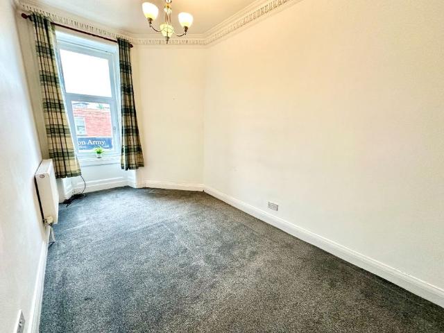 Dumbarton Road, Partick, Glasgow, G11 6NX