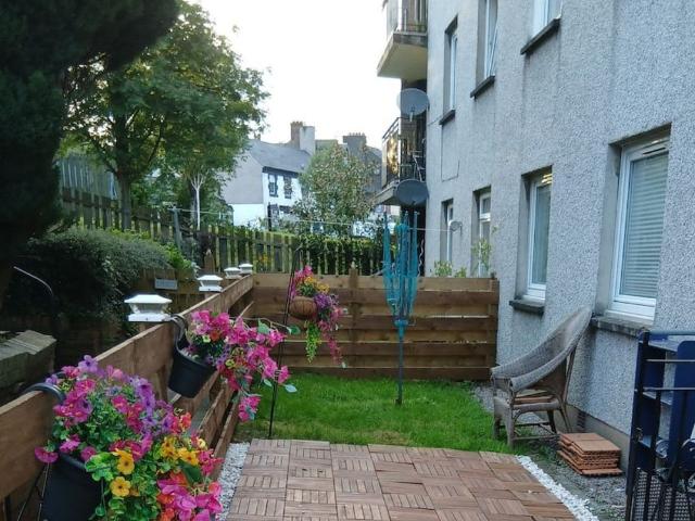 Dumfries 2BR Apartment | Free Parking | Near Rober