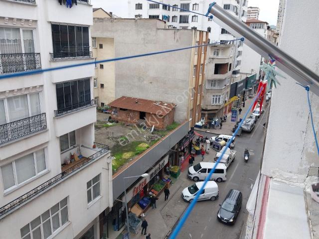 Dumlupınar Mah Reşadiye Caddesinde 3+1 Satılık Daire
