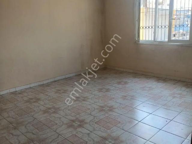 Dumlupınar Mahallesi Kıbrıs Cad. Civarında Kiralık Müstakil Ev
